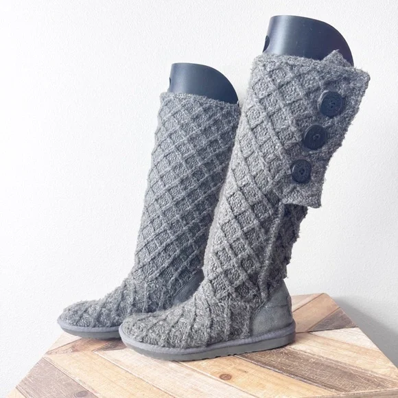 Ugg Lattice Knit Gray Quilted Women's Boots - Picture 2 of 15